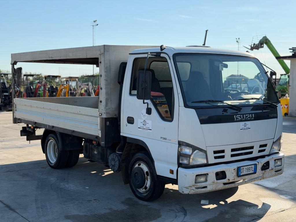 Isuzu P35.Y07 Photo 1