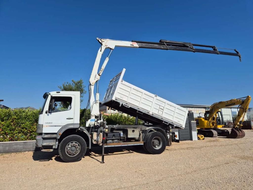 Mercedes-Benz ATEGO-1828 Photo 3