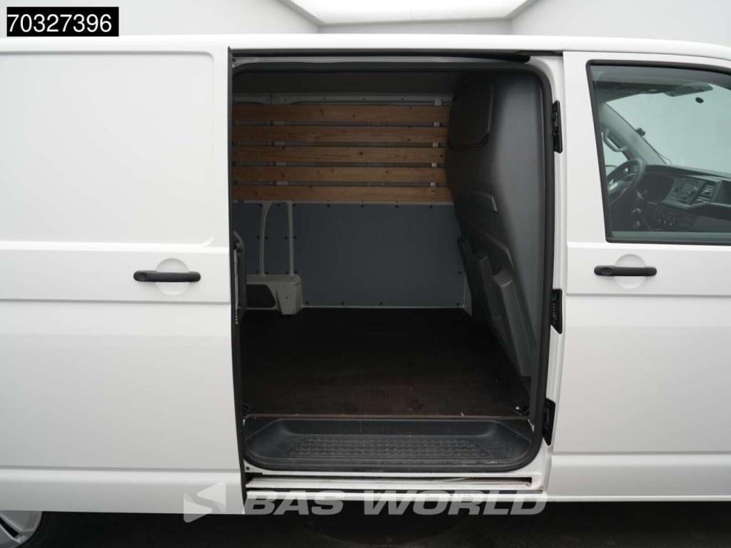 Volkswagen Transporter 110pk L2H1 Navi Airco Euro6 L2 Airco Photo 11