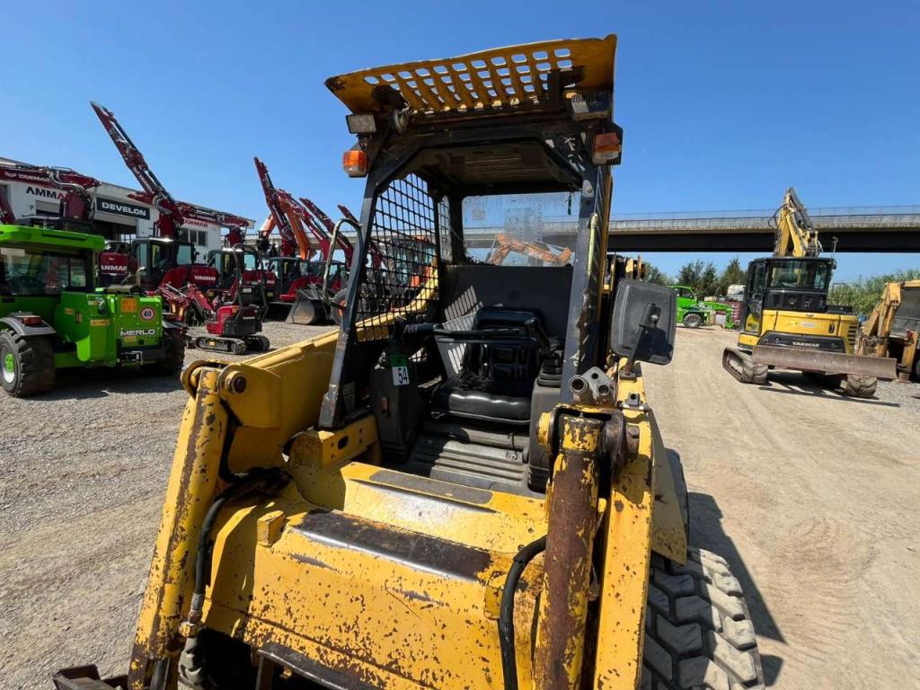 Komatsu SK 09 J Photo 12