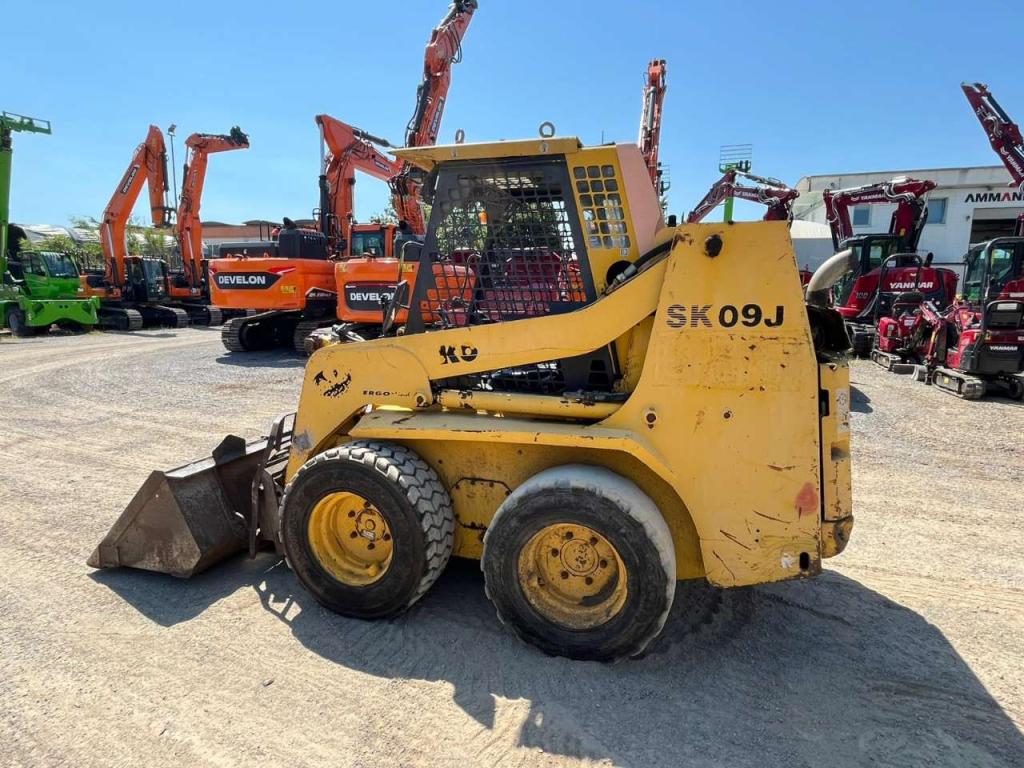 Komatsu SK 09 J Photo 6