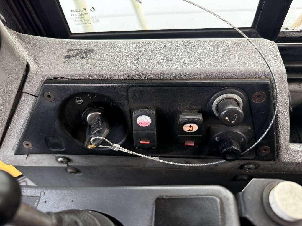 Caterpillar 966K - 3rd Function / Weight System Photo 13