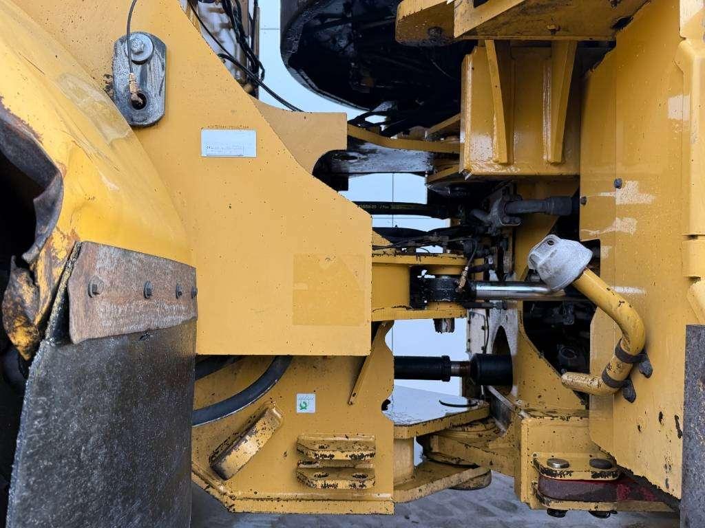Caterpillar 966K - 3rd Function / Weight System Photo 24