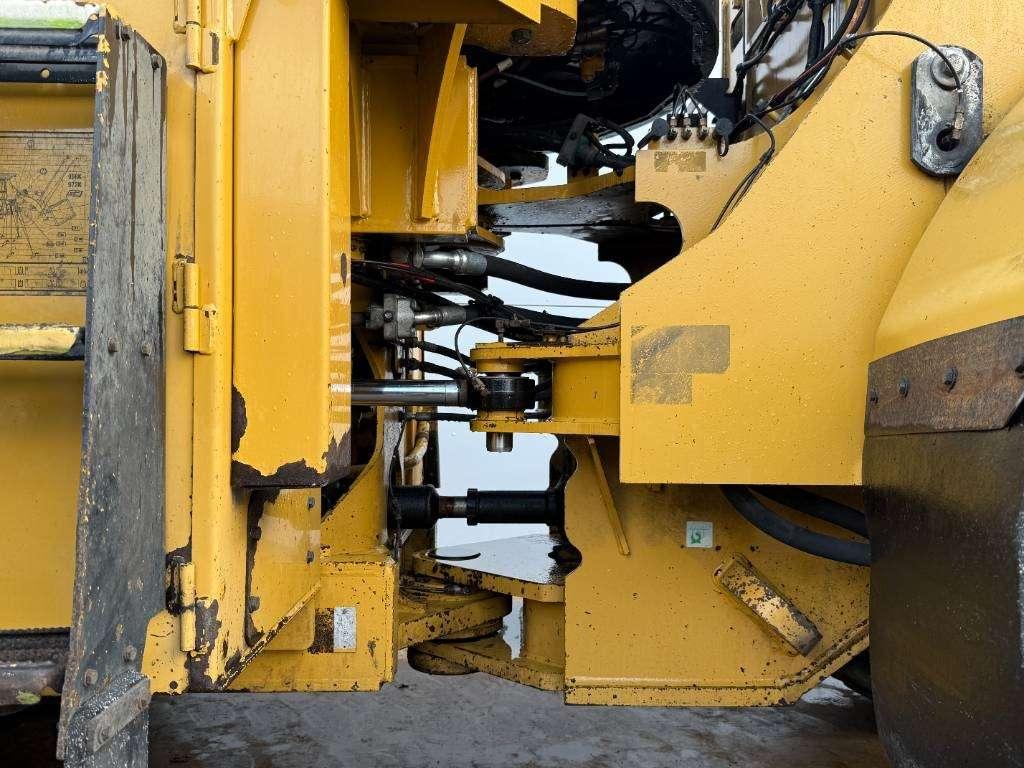 Caterpillar 966K - 3rd Function / Weight System Photo 25