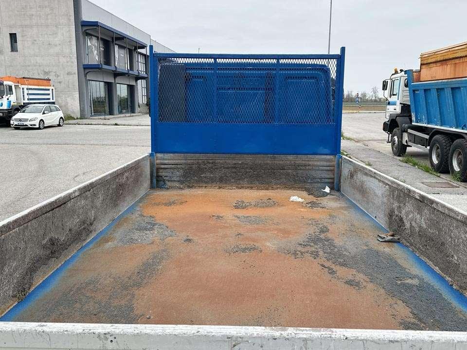 Iveco Eurocargo Tector Photo 8