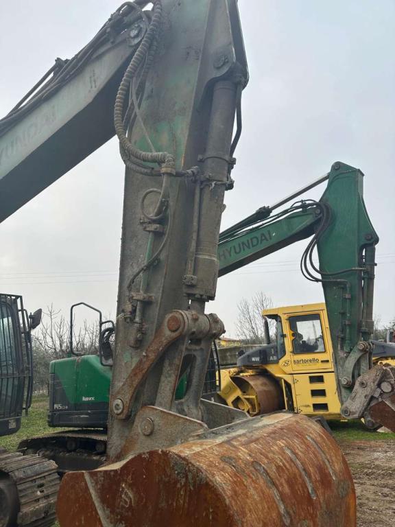 Hyundai Robex 160LC Photo 12