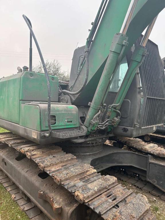 Hyundai Robex 160LC Photo 9