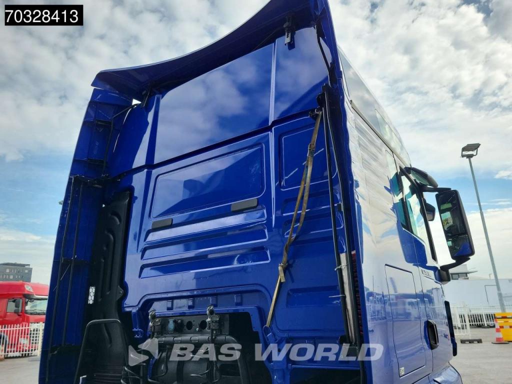 Man TGX 18.500 4X2 XXL Mega Retarder 2x Tanks ACC Photo 11