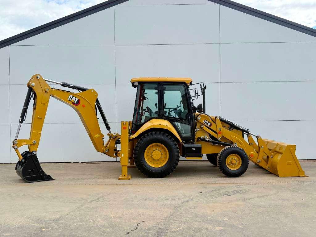 Caterpillar 424 - BRAND NEW / UNUSED / Airco Photo 5