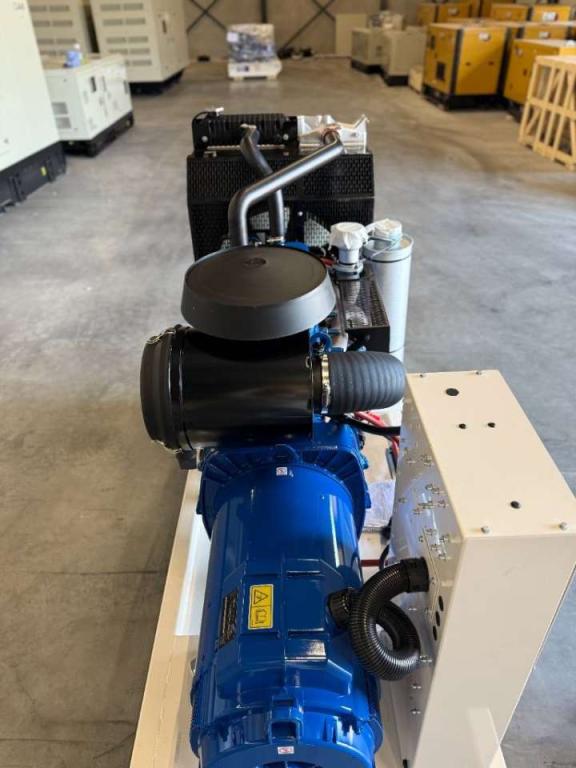 FG Wilson P220-3 - 220 kVA Open Genset - DPX-16012-O Photo 13