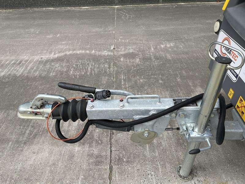 Atlas Copco XAS 68 KD - N WHEELS W.B. DIN EYE Photo 3