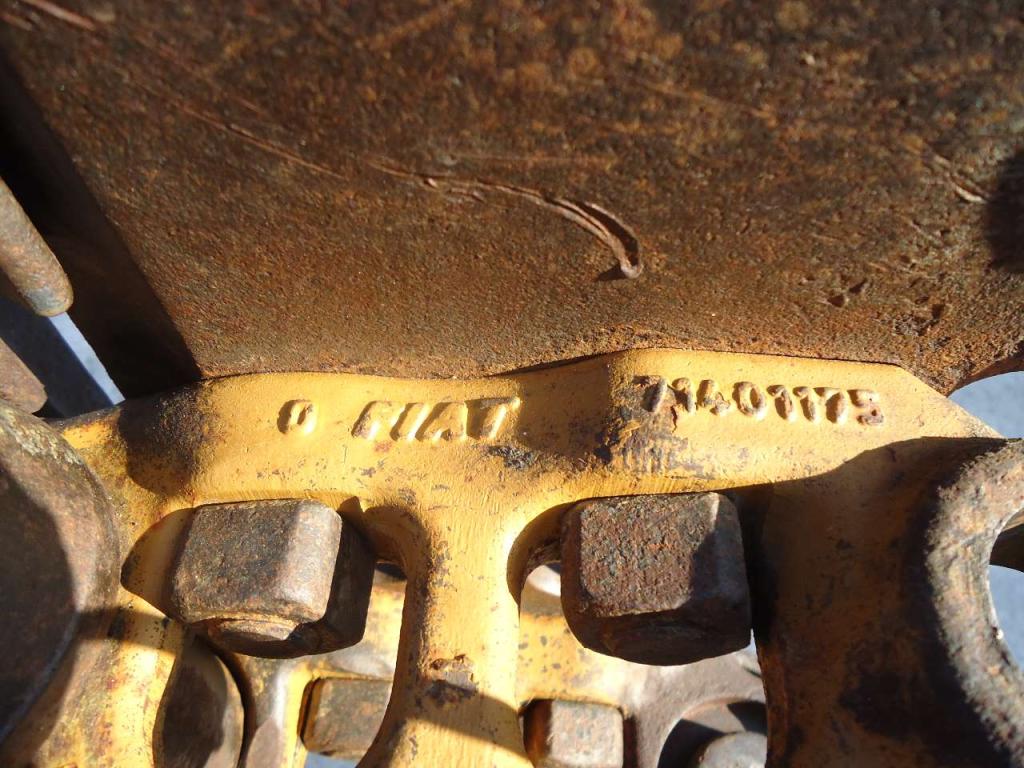 Chaînes pour Fiat Hitachi FH200 MT3  CARRO VERSANT Photo 4