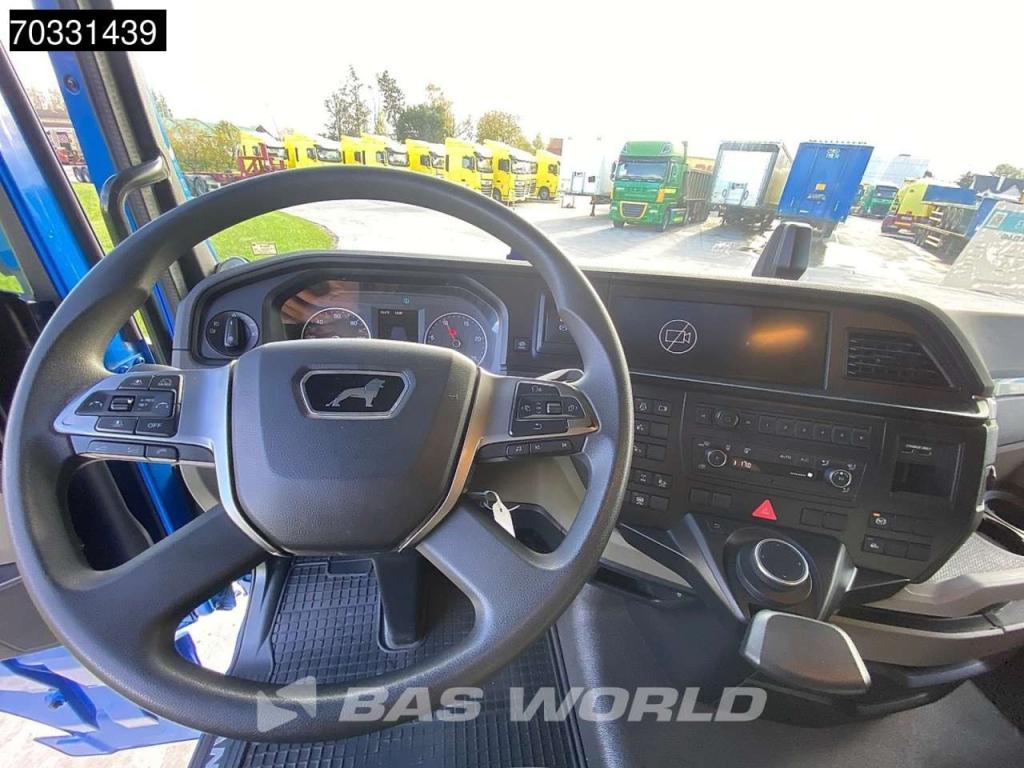 Man TGX 33.640 6X4 Photo 28