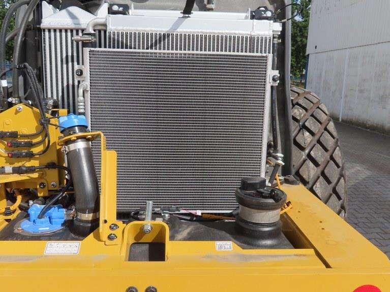 Caterpillar CS13 Photo 10