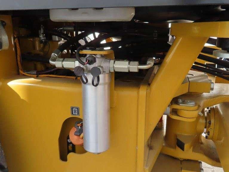 Caterpillar CS13 Photo 14