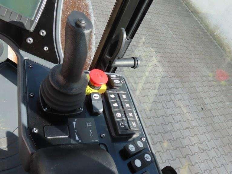 Caterpillar CS13 Photo 17