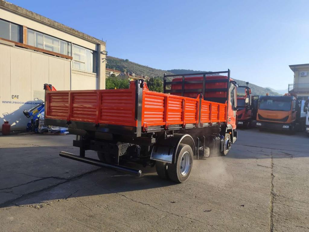 Iveco EUROCARGO 80-190 Photo 18