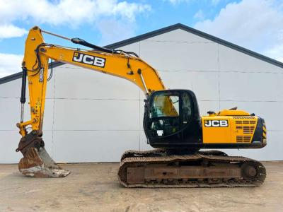 JCB JS220LC - Hammer Lines / Quick Coupler / Camera en vente par Boss Machinery