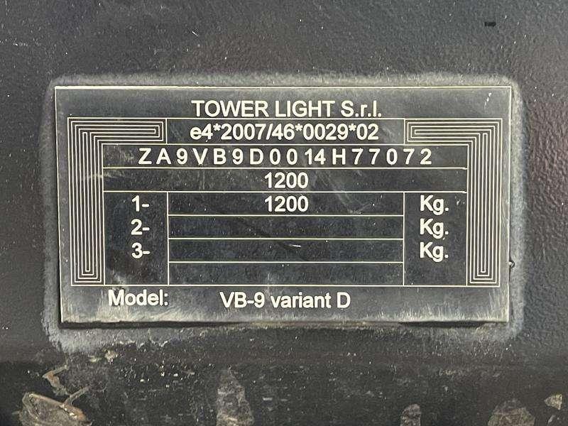 Tower Light VB 9 LED Photo 9