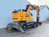 Liebherr A914 - Triple Boom / 2 extra Buckets! Photo 6 thumbnail