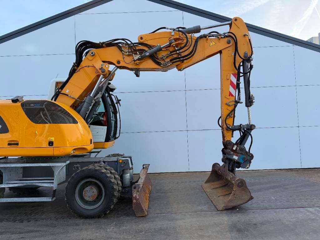Liebherr A914 - Triple Boom / 2 extra Buckets! Photo 18