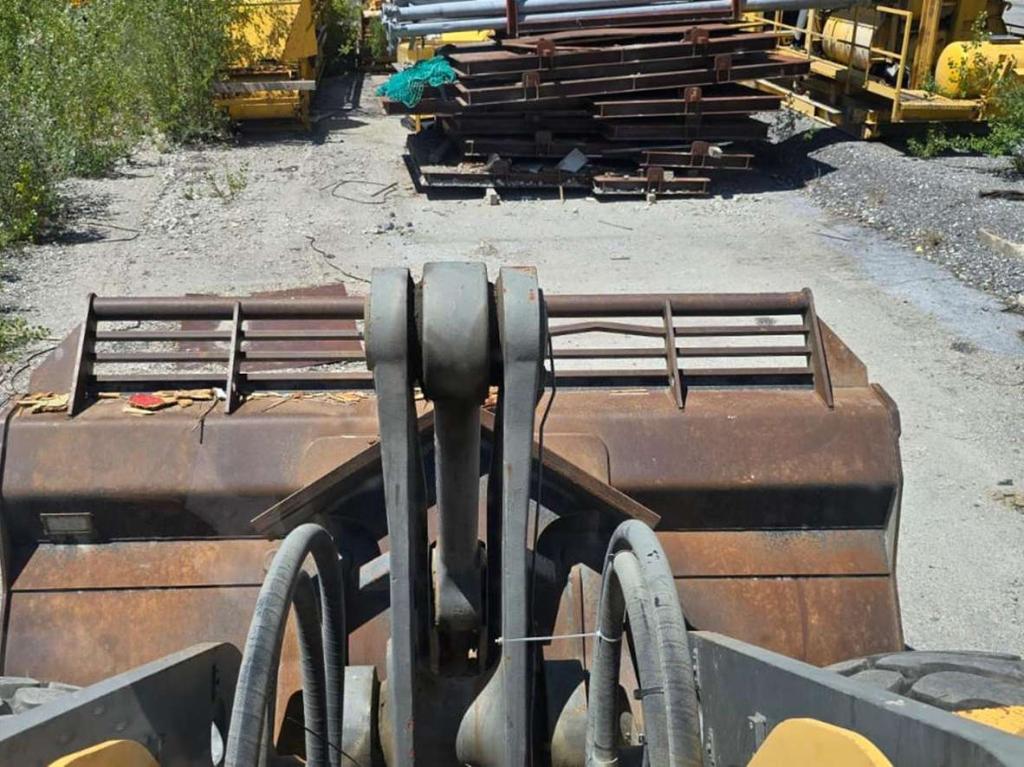 Volvo L150E Photo 6