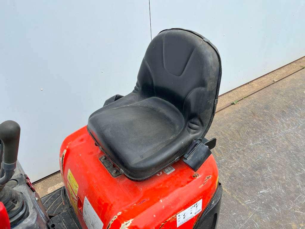 Kubota U10-3 - Hydr. Undercarriage / Hammer Lines Photo 6