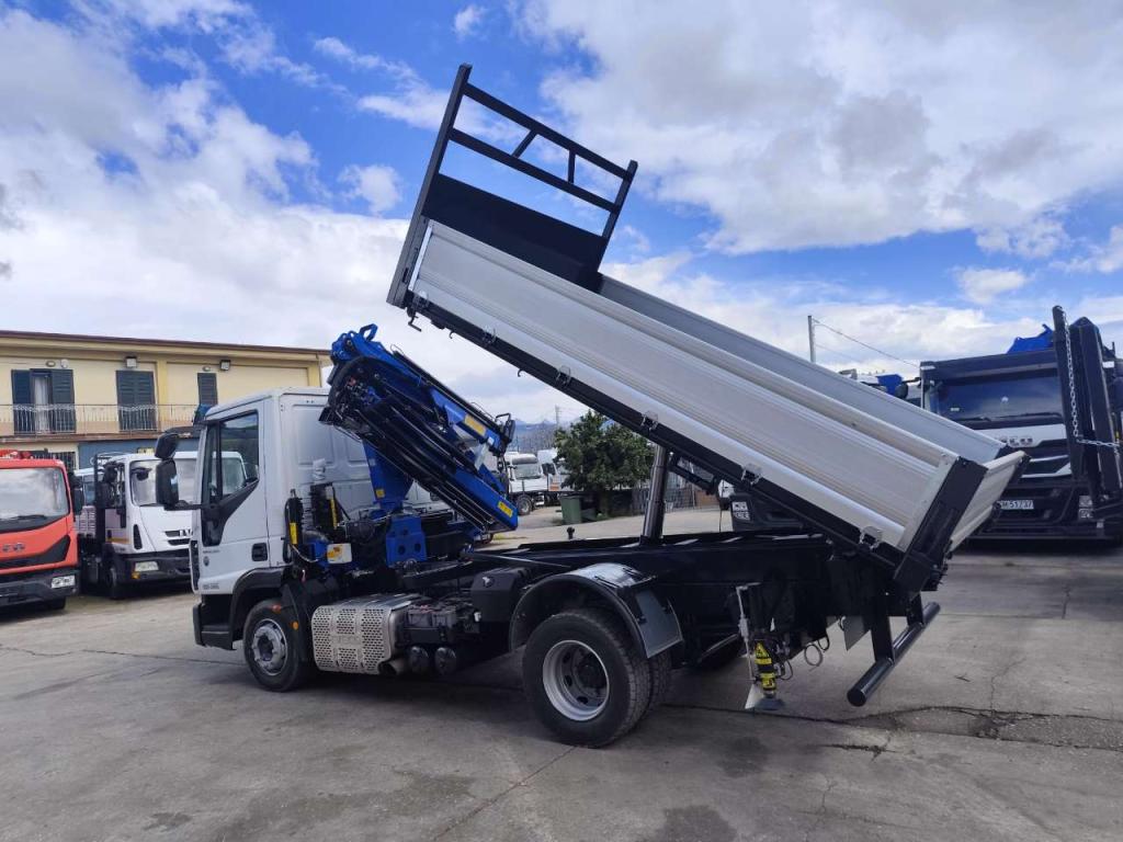 Iveco EUROCARGO 120-210L Photo 14