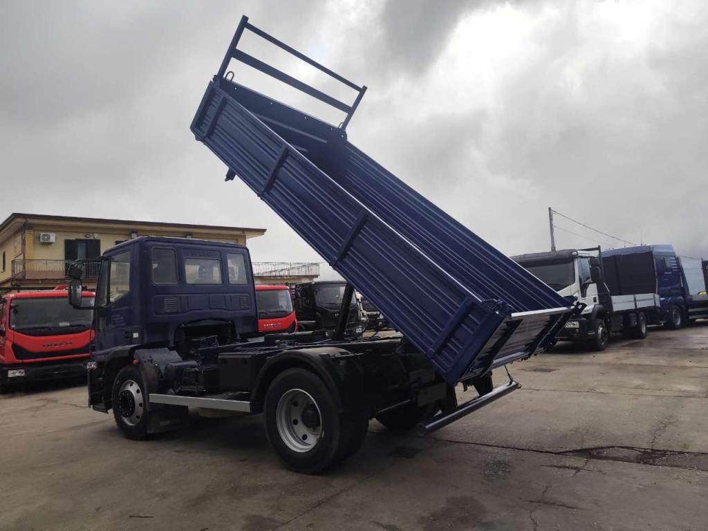 Iveco EUROCARGO 120E25K Photo 18