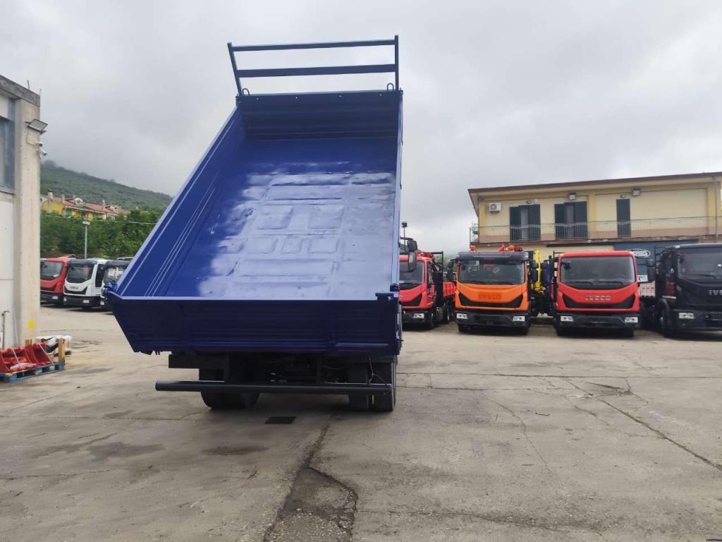 Iveco EUROCARGO 120E25K Photo 22