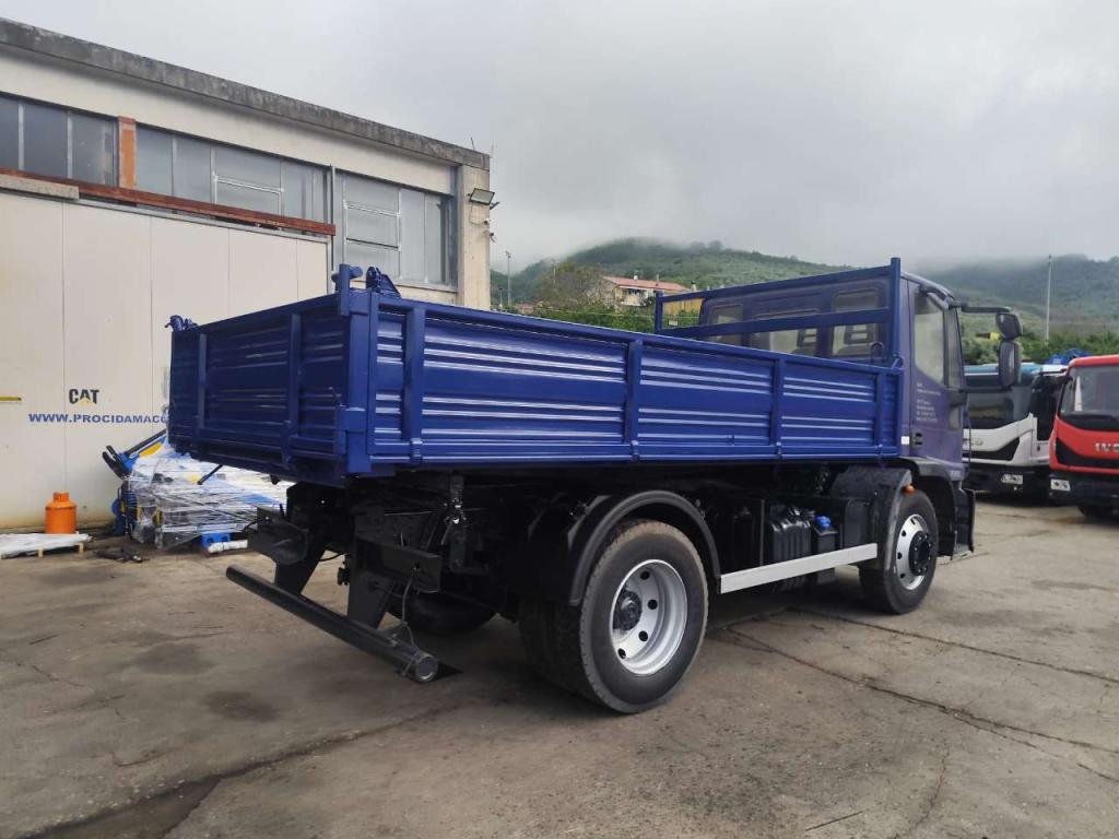Iveco EUROCARGO 120E25K Photo 6
