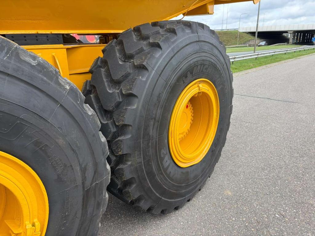 Volvo A25G Photo 12