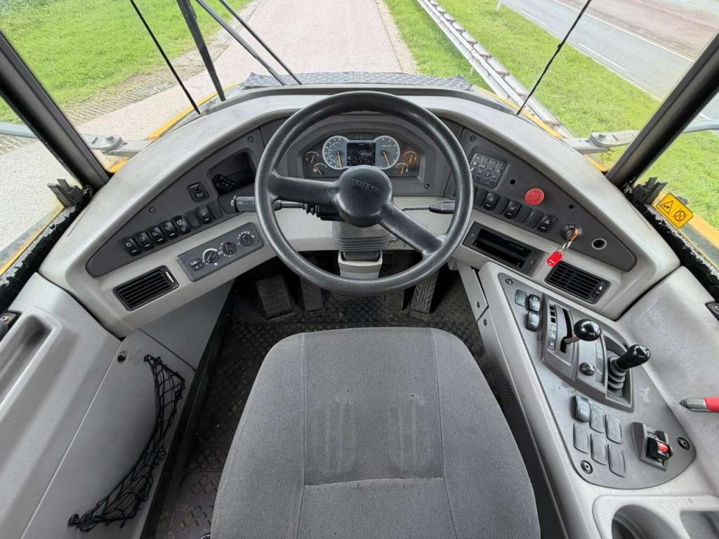 Volvo A25G Photo 20