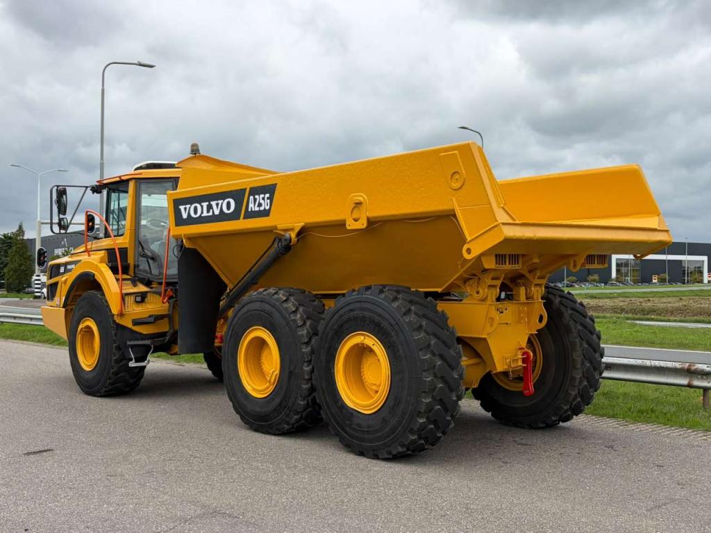 Volvo A25G Photo 3