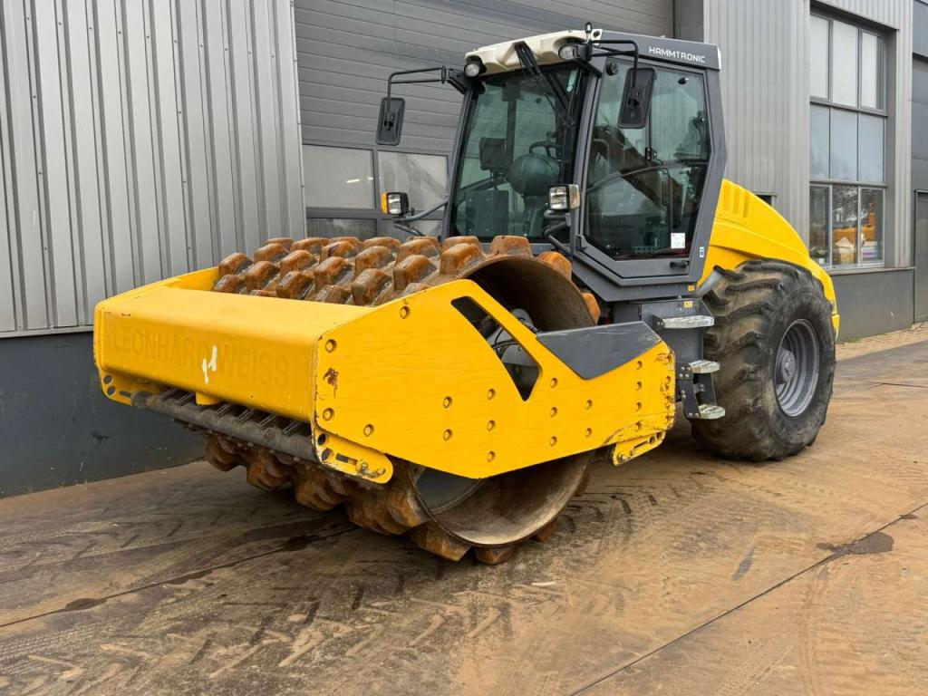 Hamm H13i Padfoot compactor Photo 2