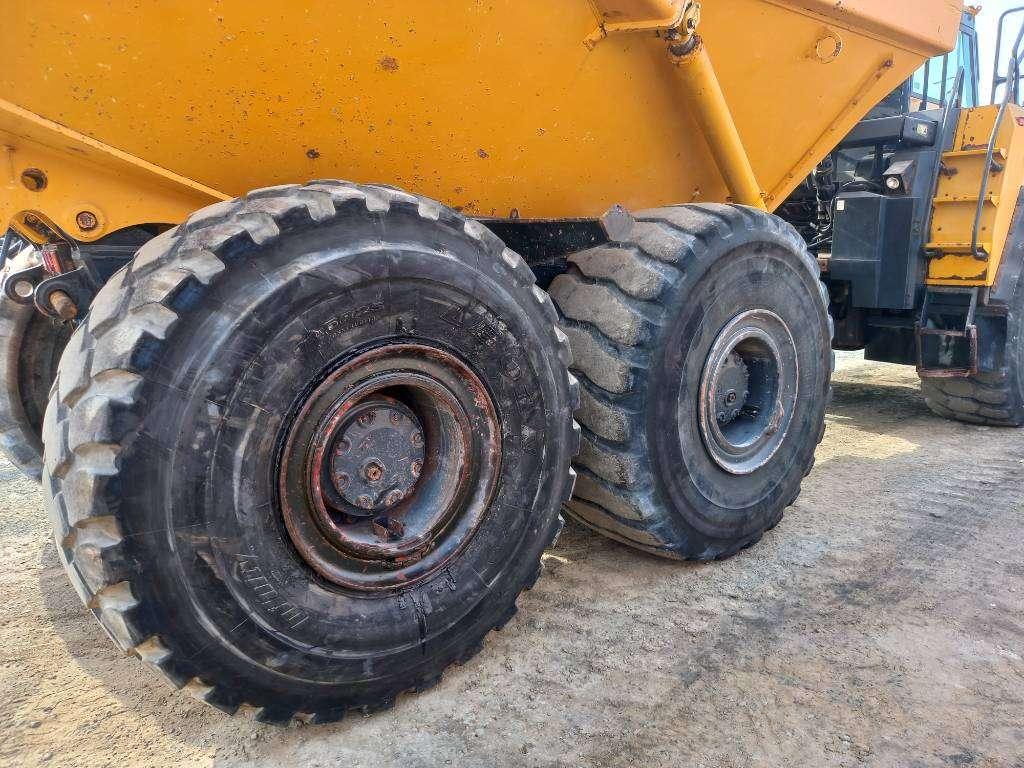Komatsu HM400-3R (4 units available for sale in Abu Dhabi) Photo 11