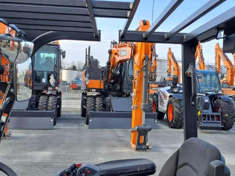 Bobcat B20 Photo 16