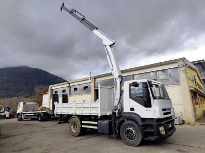Iveco STRALIS AD 190S31P en vente par Procida Macchine S.r.l.