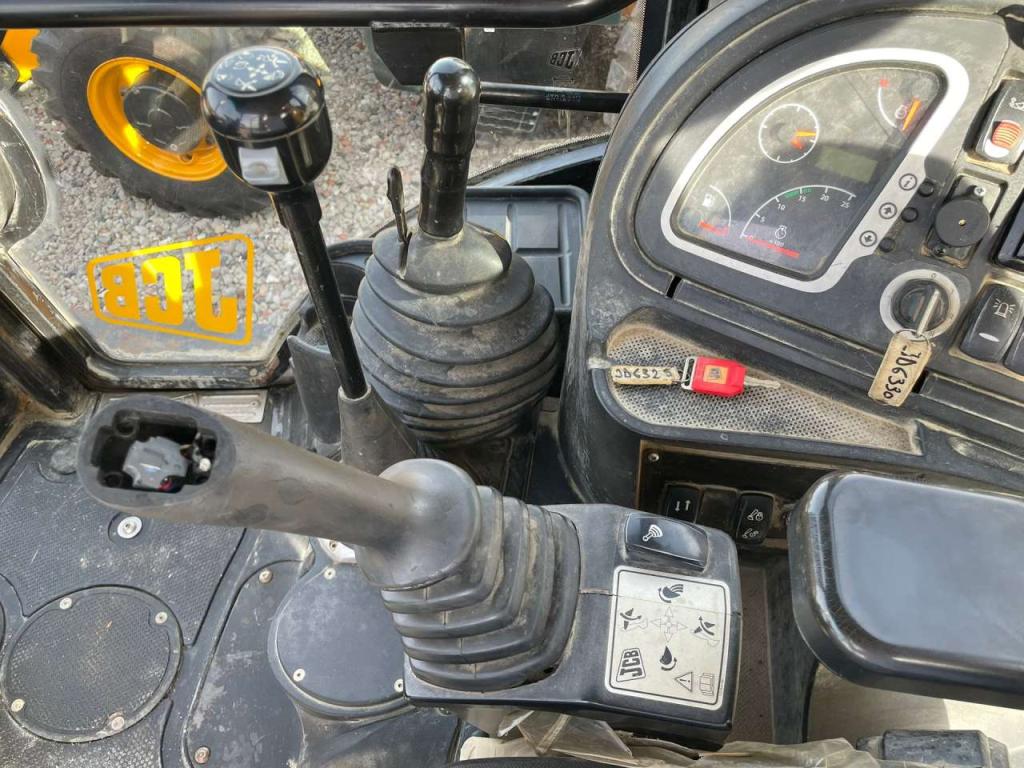 JCB 4CX Photo 24