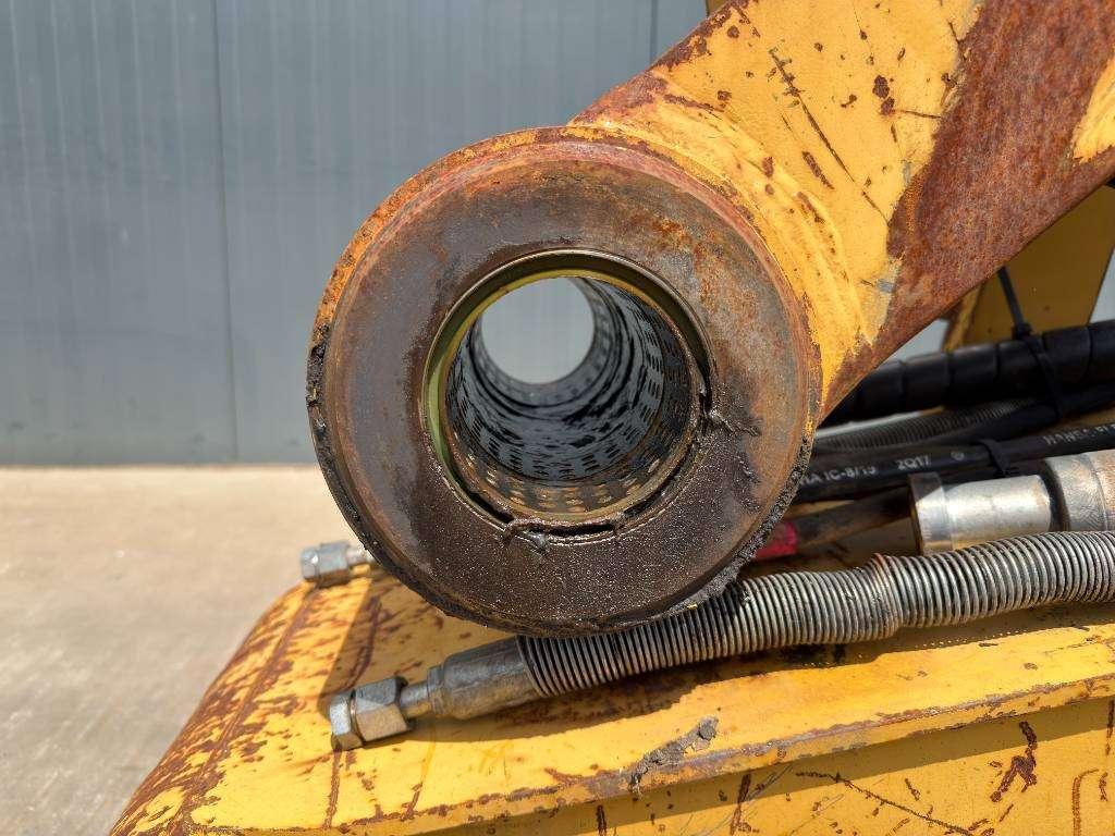 Caterpillar 329D / 329E / 330F / 335F Stick Photo 11