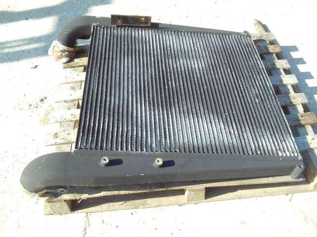 Radiateur intercooler pour Fiat Kobelco W190 Photo 1