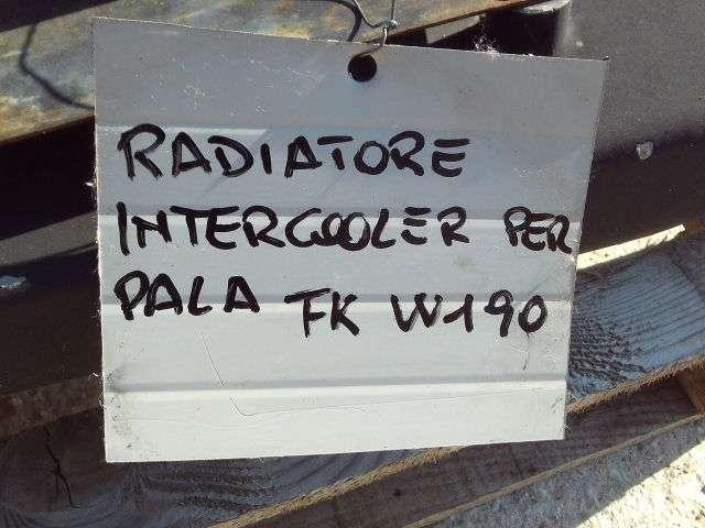 Radiateur intercooler pour Fiat Kobelco W190 Photo 4