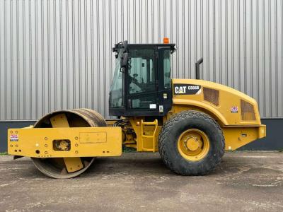 Caterpillar CS66B en vente par Big Machinery