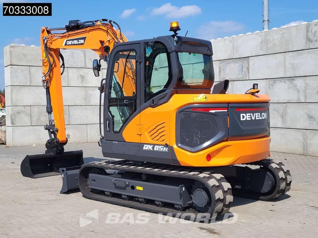 Develon DX85 R-7 A/C - PIN ON / 3 BUCKETS Photo 6