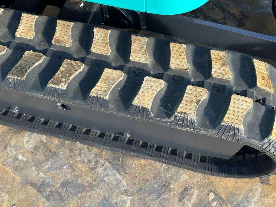Kobelco SK17 SR-3 Photo 5
