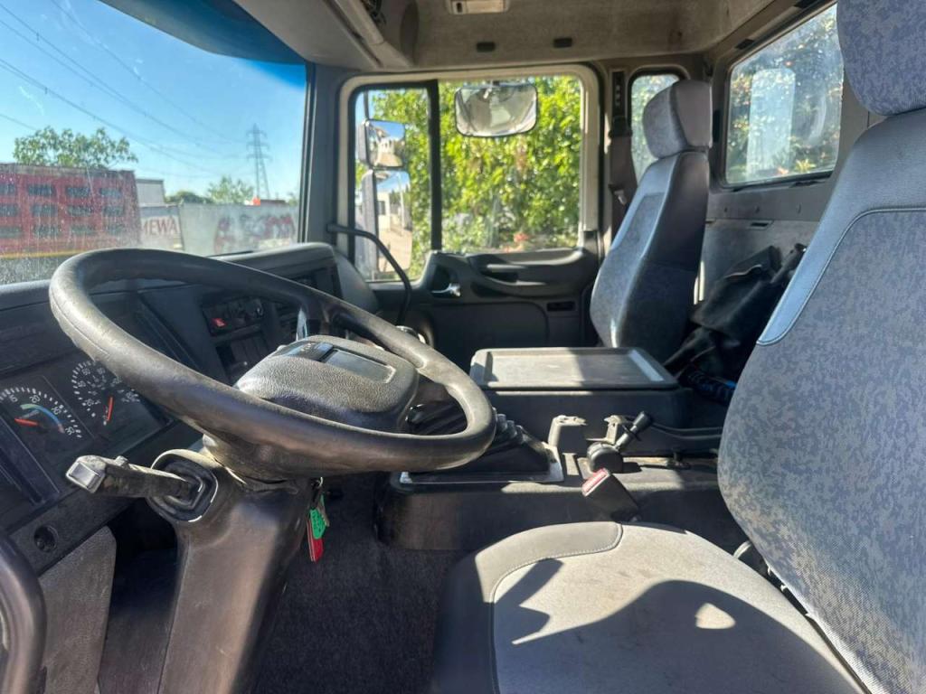 Volvo FL 250 Photo 16