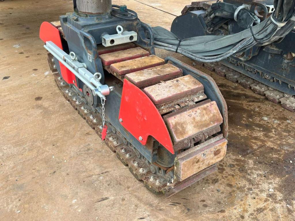 Bomag BM2000 / 75 Cold Planer Photo 20