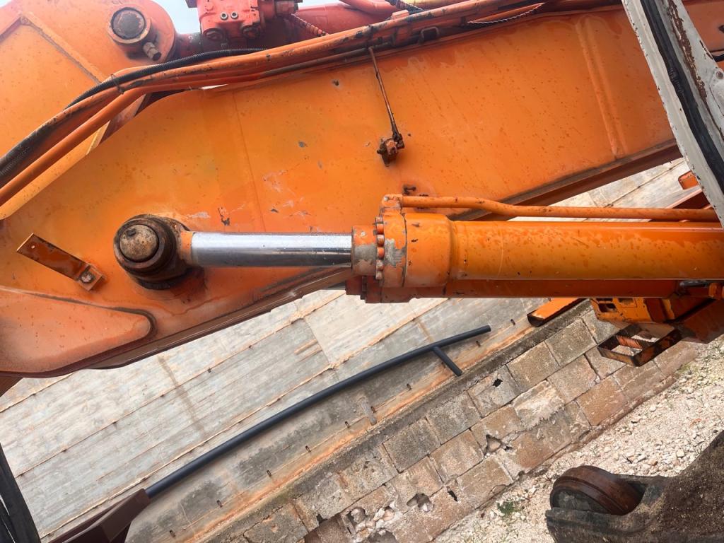 Piston pour Fiat Hitachi ex235 Photo 1