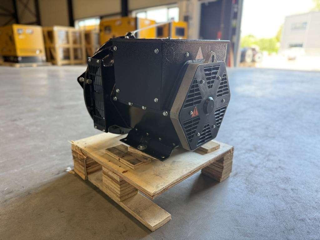 DPX CJ184ES -  20 kVA Alternator - DPX-33901 Photo 3