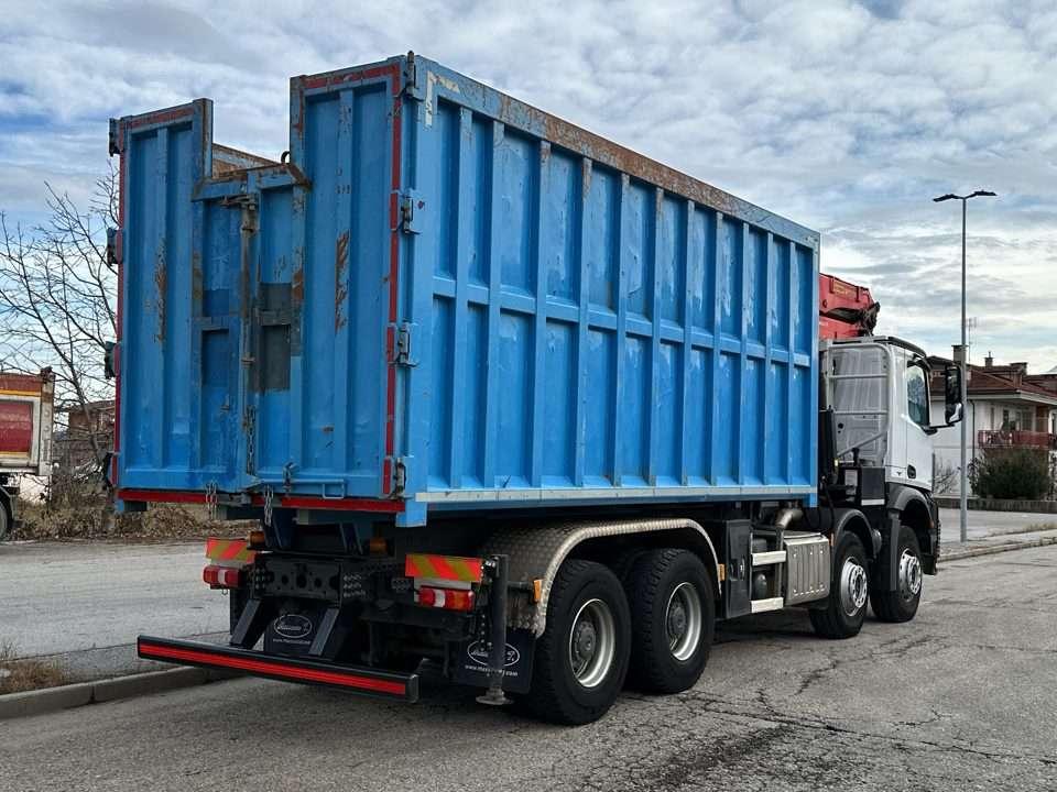Mercedes-Benz 4145  8x4 Photo 21